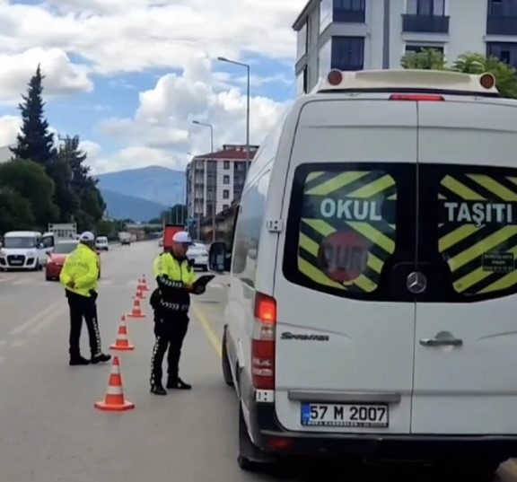 Foto - Sinop polisi okul çevrelerini boş bırakmıyor