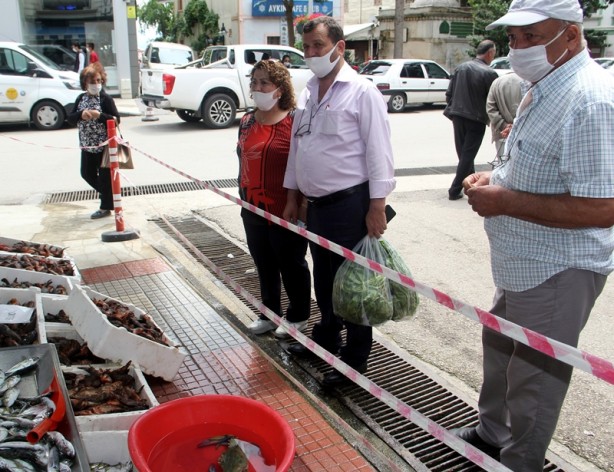 Foto - Sinop'ta yakalanan dev mavi yengeci görenler gözlerine inanamadı!