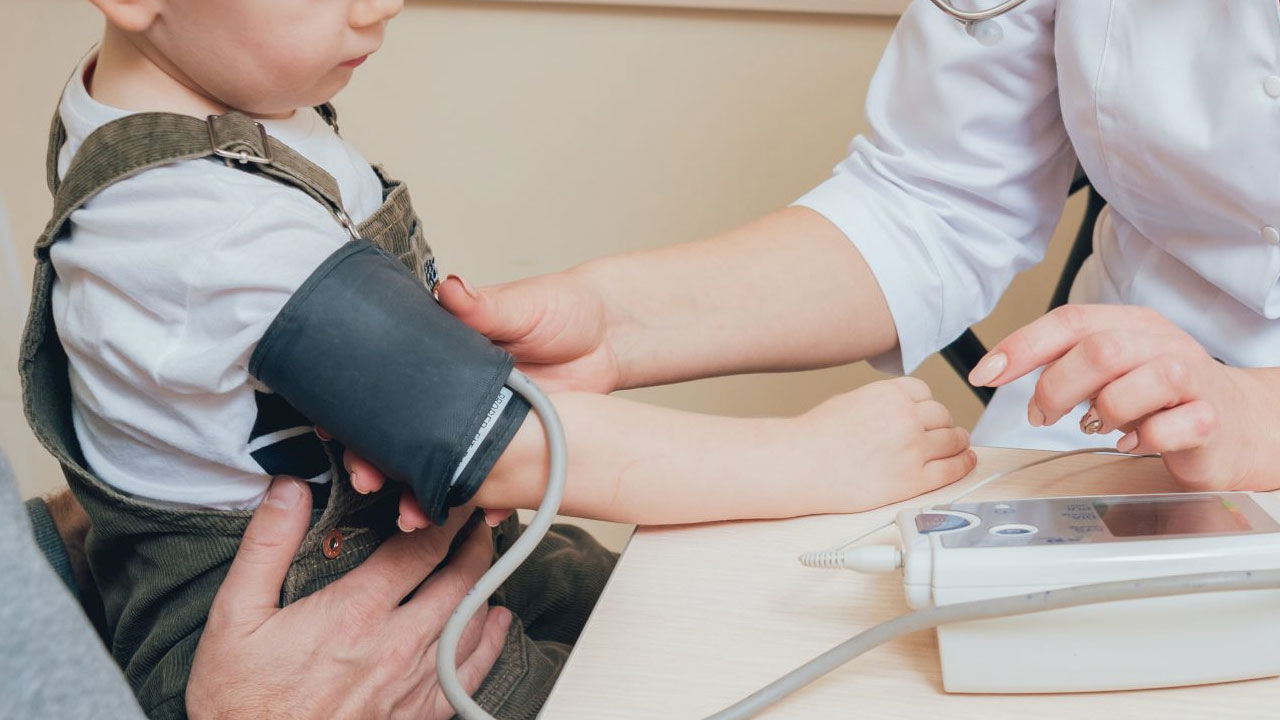 Sinsice ilerliyor! Çocukları tehdit eden hastalık