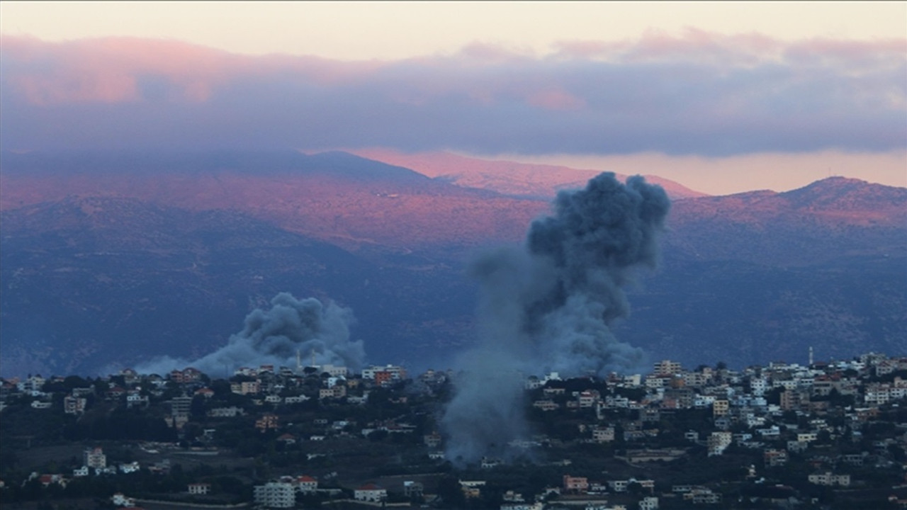 Sinsice işgal ediyor! İsrail ordusu Şam'a 20 kilometre uzaklıkta!