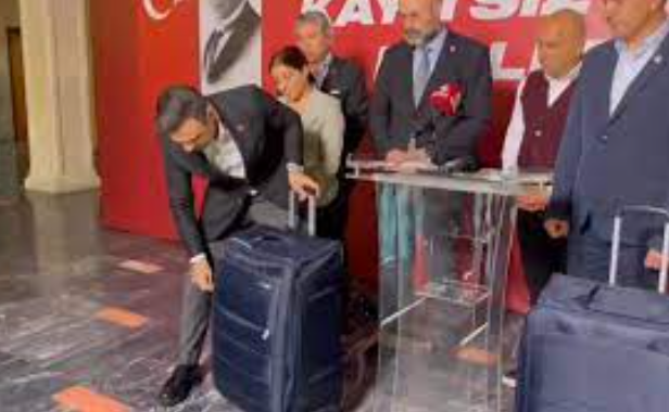 Foto - Sinyal kesici var demişlerdi! Valizlerin içinde ne var? Şıp diye anlayacaksınız