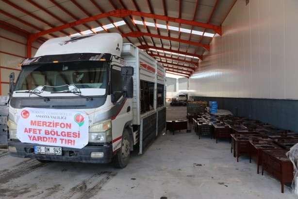 Foto - Siparişlerin durdurulduğu fabrikada depremzedeler için soba üretiliyor