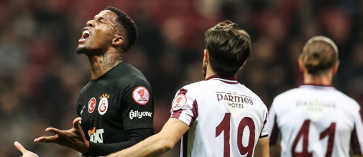 Foto - Sır olay: Gelir elde ettiler ama sözleri dünya gündemine oturdu bile: İptal edilecek mi?