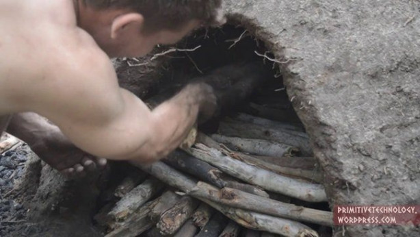 Foto - Sıra dışı adam bu defa kömür üretti!