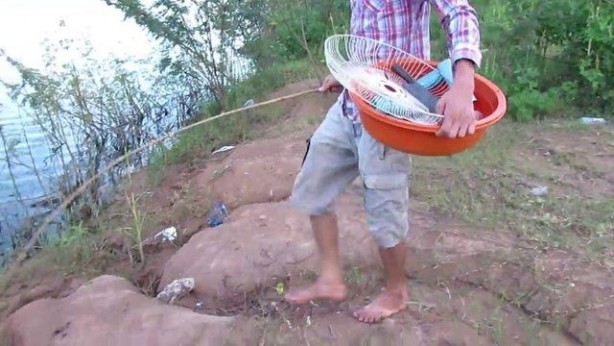  Sıra dışı bir balık avlama taktiği daha!