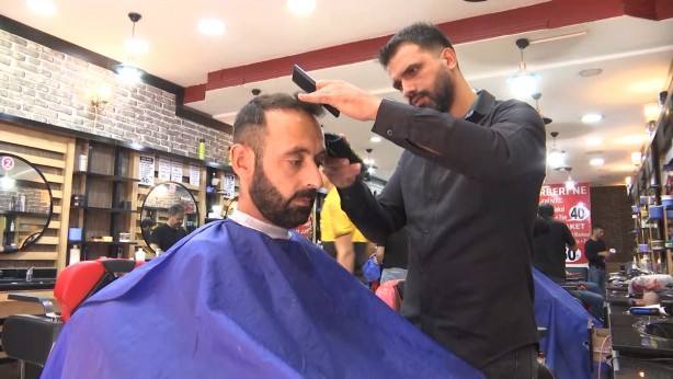 Foto - Sıra dışı kampanya! Böyle berbere az rastlanır