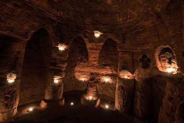 Foto - Sıradan bir barınak gibi gözüküyor fakat...