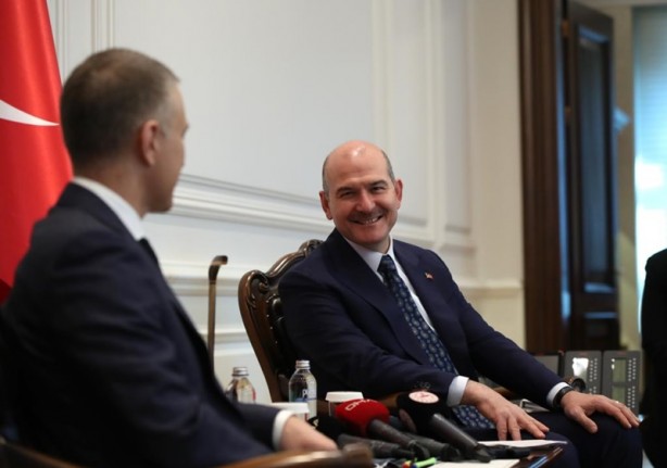 Foto - Sırbistan Savunma Bakanı'ndan Soylu için çarpıcı sözler: Abi olarak görüyorum