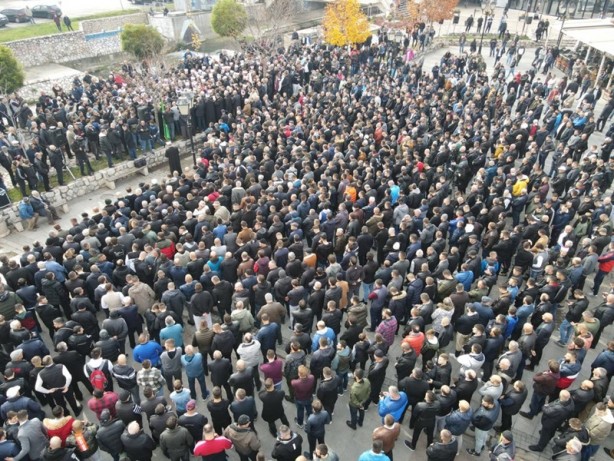 Foto - Sırbistan'ın eski meşihat başkanı ve müftü Zukorlic toprağa verildi