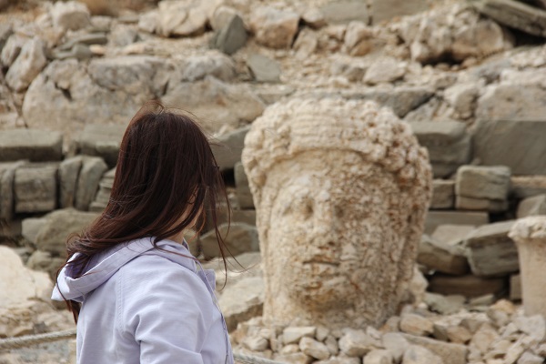 Foto - Şırıngalarla enjekte edildi! Nemrut Dağı’ndaki heykeller böyle korunacak