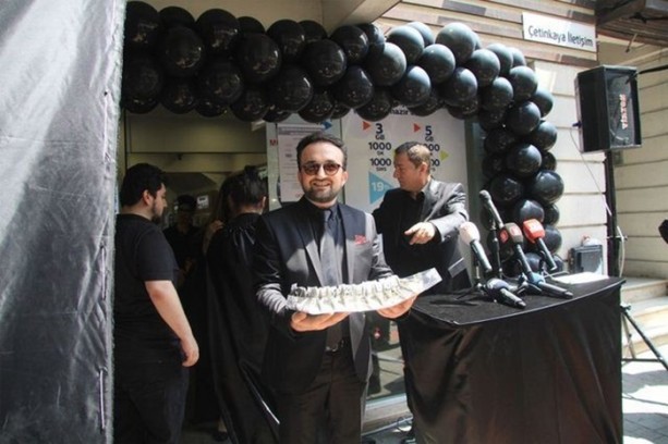 Foto - Şirketi batan adam öyle bir şey yaptı ki!