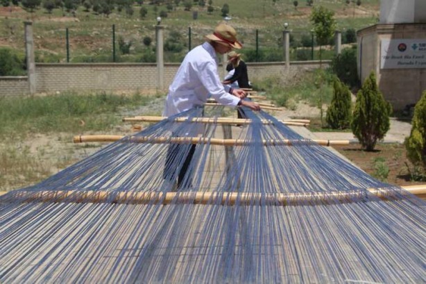 Foto - Şırnaklı öğrenciler üretiyor! 'Şal şapik' kumaşı dünyaya satılıyor