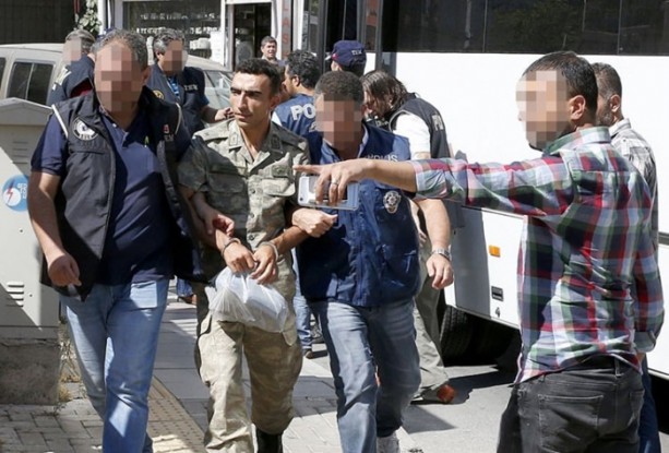 Foto - Şırnak'ta askerler böyle gözaltına alındı!