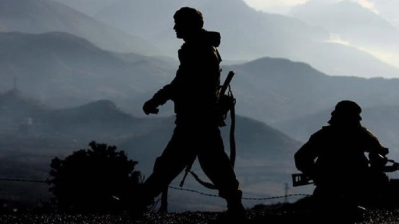 Şırnak'ta dehşet! Astsubay, uzman çavuşu vurduktan sonra kafasına sıktı