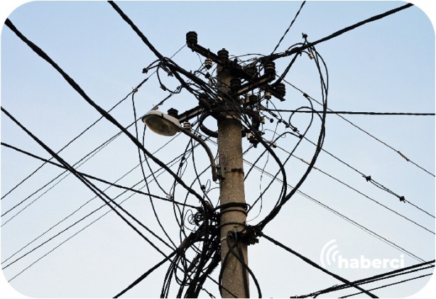Foto - Şırnak'ta petrol beklerken tarlalardan fışkıran şey herkesi çileden çıkardı! Yüzsüzler bir de saldırıya geçti
