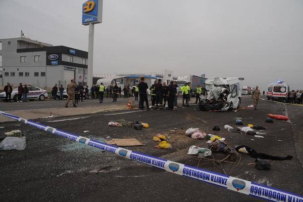 Foto - Şırnak'ta zincirleme kaza: 8 kişi yaralandı