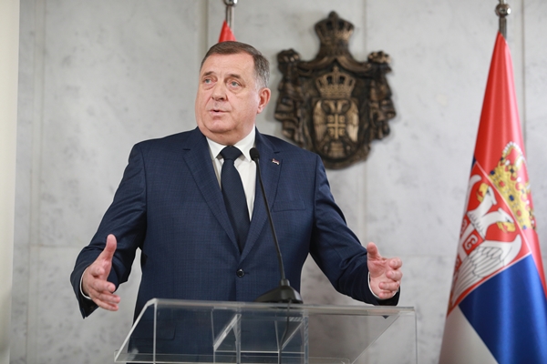 Sırp Lider Dodik'ten gerilimi tırmandıracak açıklama: Bağımsızlığı ciddi ciddi düşünüyoruz