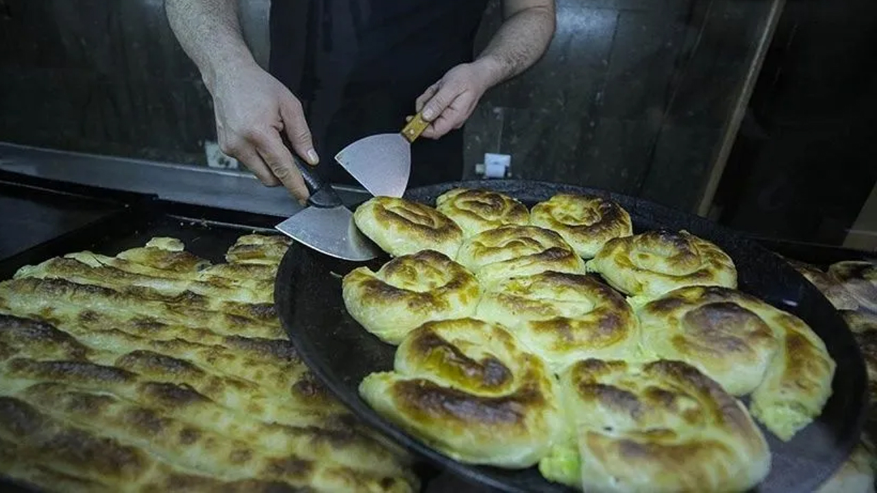 Foto - Sırrı sosunda gizli! İşte çıtır çıtır börek yapmanın püf noktaları