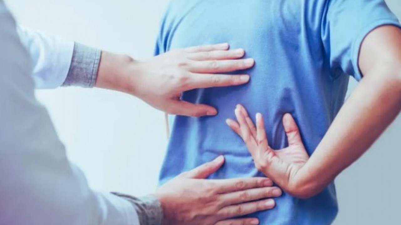 Foto - Sırt ağsırı sandı gerçek başka çıktı! 2 yıl yanlış teşhis koyuldu!