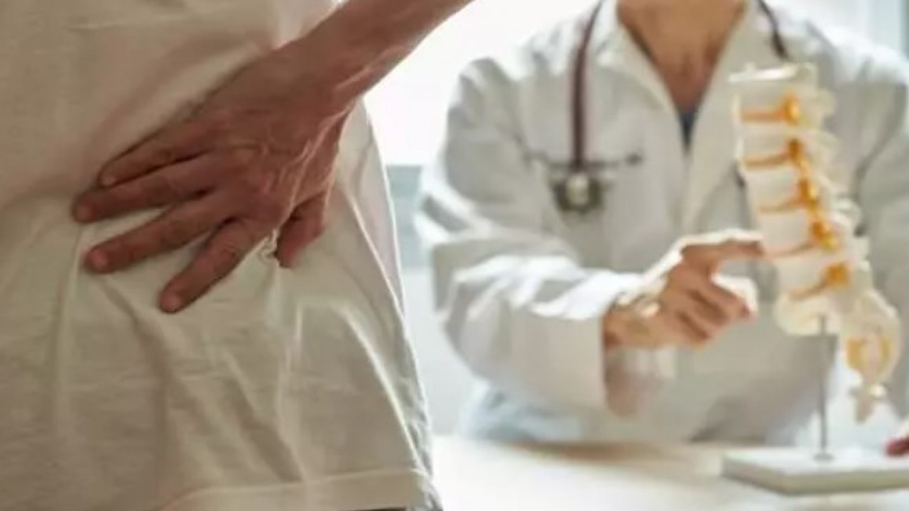 Foto - Sırt ağsırı sandı gerçek başka çıktı! 2 yıl yanlış teşhis koyuldu!