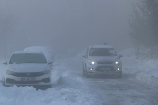 Foto - Sis bastırdı! Görüş mesafesi 35 metreye düştü
