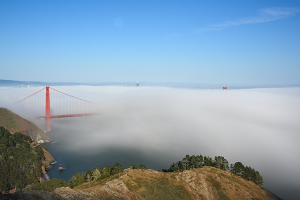 Sis koca köprüyü yuttu