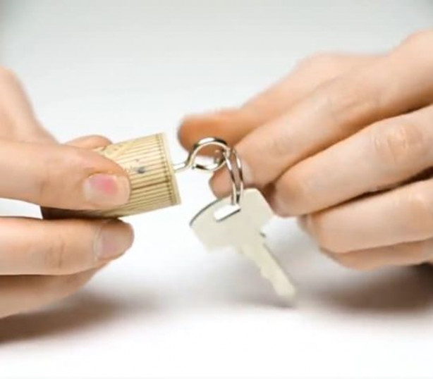 Foto - Şişe mantarlarını çöpe atmayın!