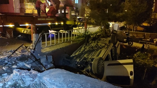 Foto - Şişede durduğu gibi durmadı! Bahçeye uçtu