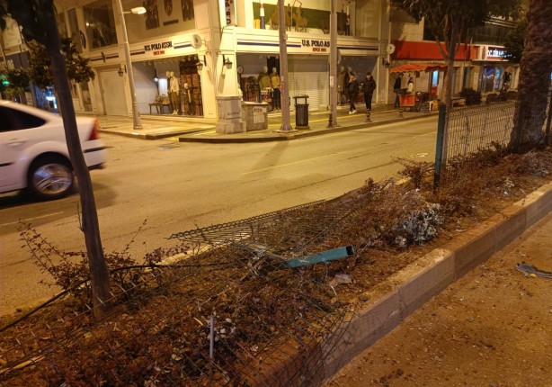 Foto - Şişedeki gibi durmuyor! Kötülüklerin anası yine yaptı yapacağını