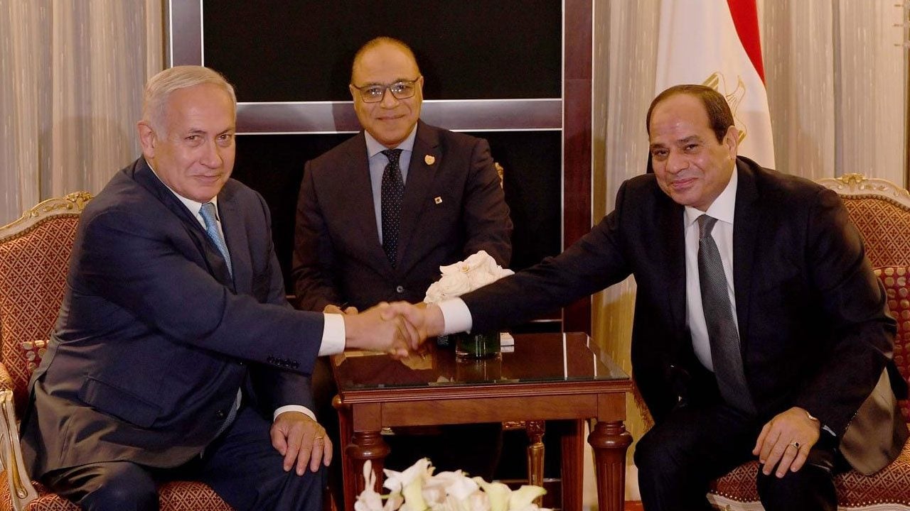 Foto - Sisi'den Netanyahu'ya: Mısır sizin için tehdit değil 