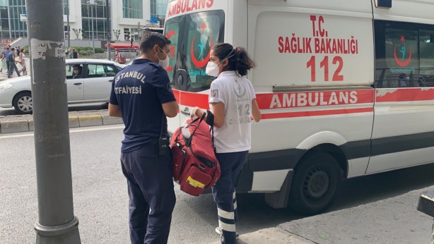 Foto - Şişli metrosunda dehşet anları! Ayağı koptu