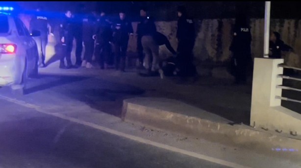 Foto - Şişli’de iki grup arasında çıkan kavgaya polis havaya ateş ederek müdahale etti