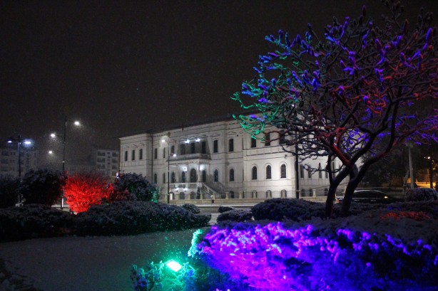 Sivas beyaza büründü vatandaşlar keyfini böyle çıkardı!
