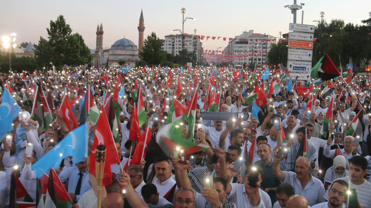 Foto - Sivas Gazze için yürüdü