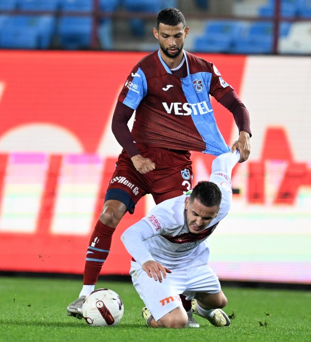 Foto - Sivas maçının ardından açıklamalarda bulundu ama… Trabzonspor, 8 sene sonra bir ilki yaşadı: Türkiye’ye duyurdular…