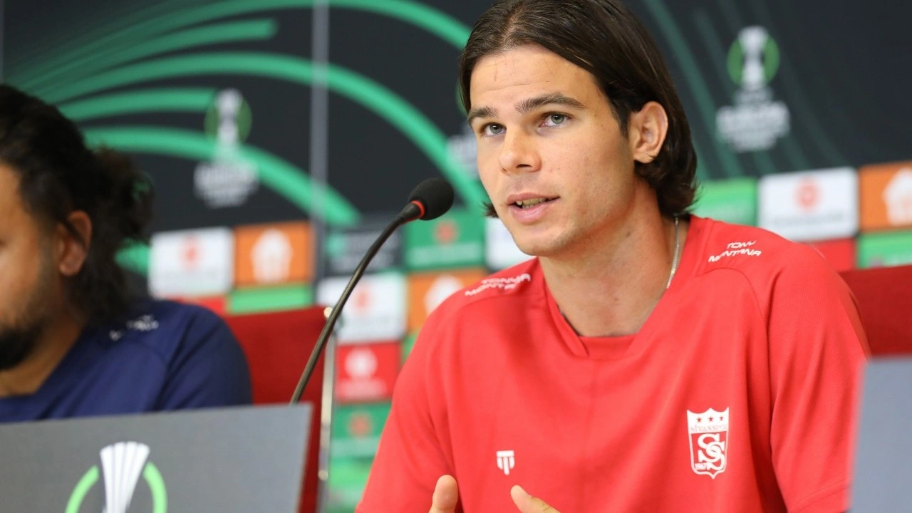 Foto - Sivas'ı karıştıracak hareket! Yabancı futbolcu vergi rekortmeni çıktı, herkes 'bu utanç verici' yorumunu yaptı