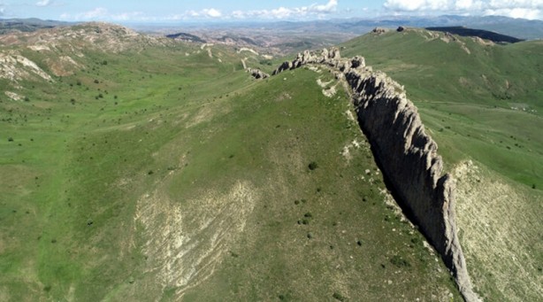 Foto - Görenleri hayran bıraktı! İşte Sivas'taki 'Çin Seddi' 