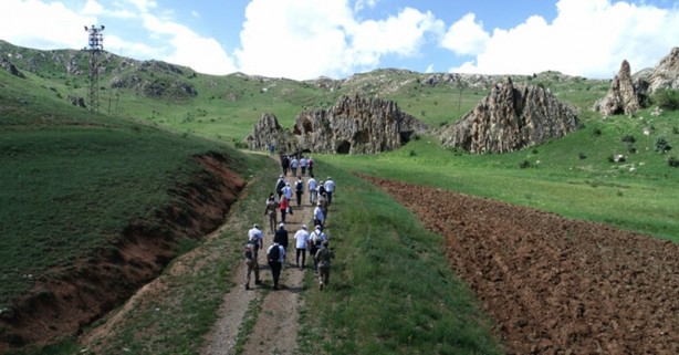 Foto - Görenleri hayran bıraktı! İşte Sivas'taki 'Çin Seddi' 