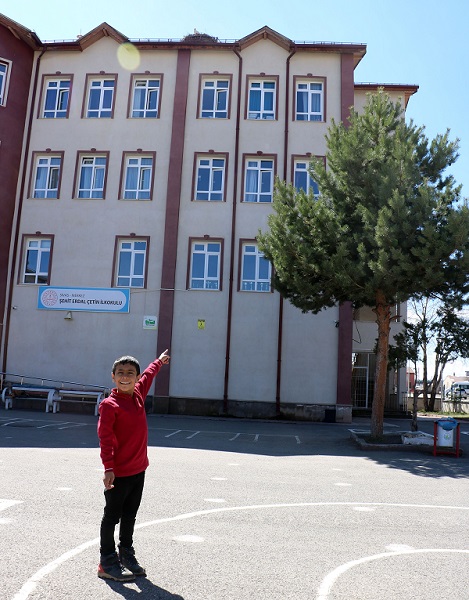 Foto - Sivas'ın leylekli okulu! Tam 40 yıldır aynı yere yuva yapıyor