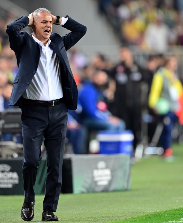 Sivasspor maçı öncesi Fenerbahçe'yi ayağa kaldıracak gelişme! Taraftar resmen çıldırdı! Hemen istifa...