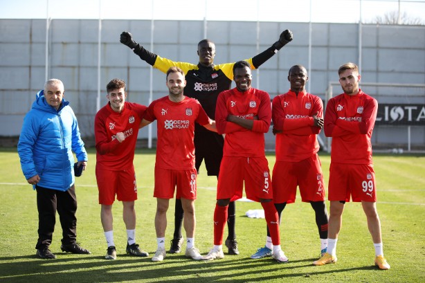 Foto - Sivasspor'da Denizlispor mesaisi 