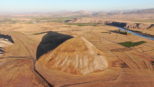 Foto - Sivas'ta büyük gizem! Dünyanın gözü onda