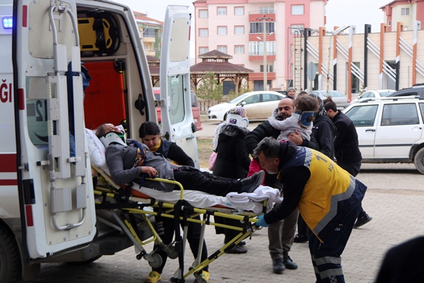 Foto - Sivas'ta feci kaza: 6 kişi yaralandı