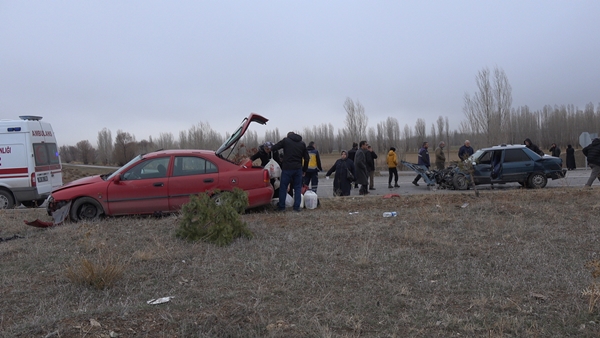 Foto - Sivas'ta feci kaza: 6 kişi yaralandı