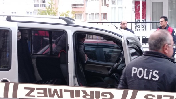 Foto - Sivas’ta feci olay: İki otomobilin arasında sıkışarak hayatını kaybetti