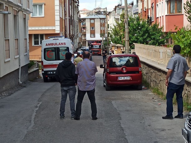 Foto - Sivas'ta hareketli saatler! Özel Harekat bölgeye geldi
