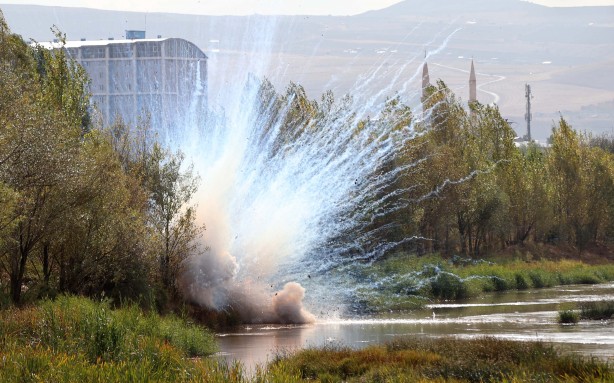 Sivas'ta patlamamış top mermisi bulundu!