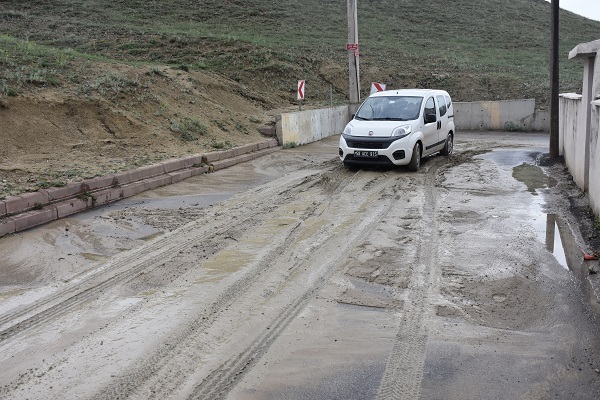 Foto - Sivas’ta sağanak hayatı felç etti