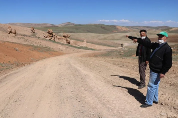 Foto - Sivas'ta ürküten rivayet! O taşlar görüntülendi