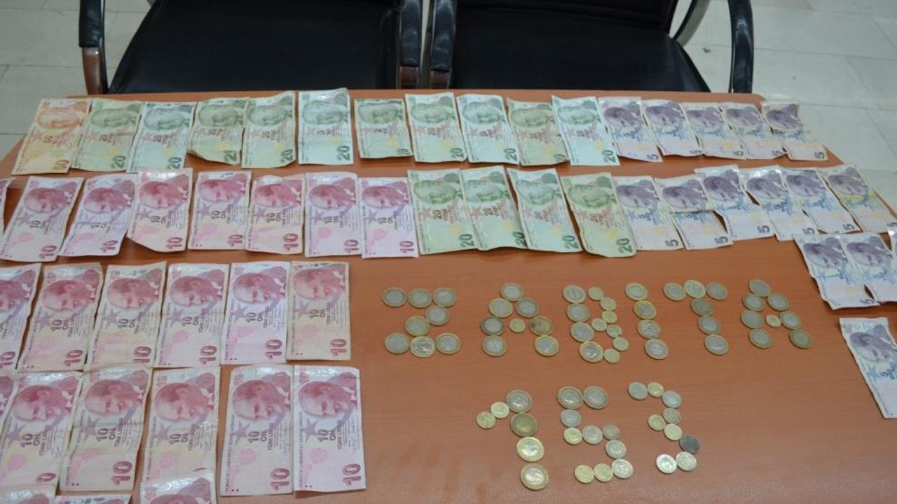 Foto - Sivil zabıtadan dilenciye suçüstü! 2 saat içinde 2 günlük maaş topladı